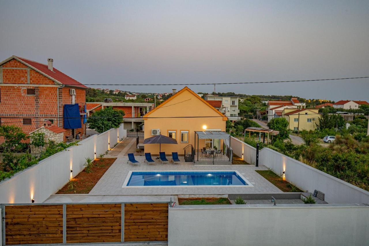 Villa Family And Friends Private Heated Pool With Jacuzzi Zadar Exterior foto