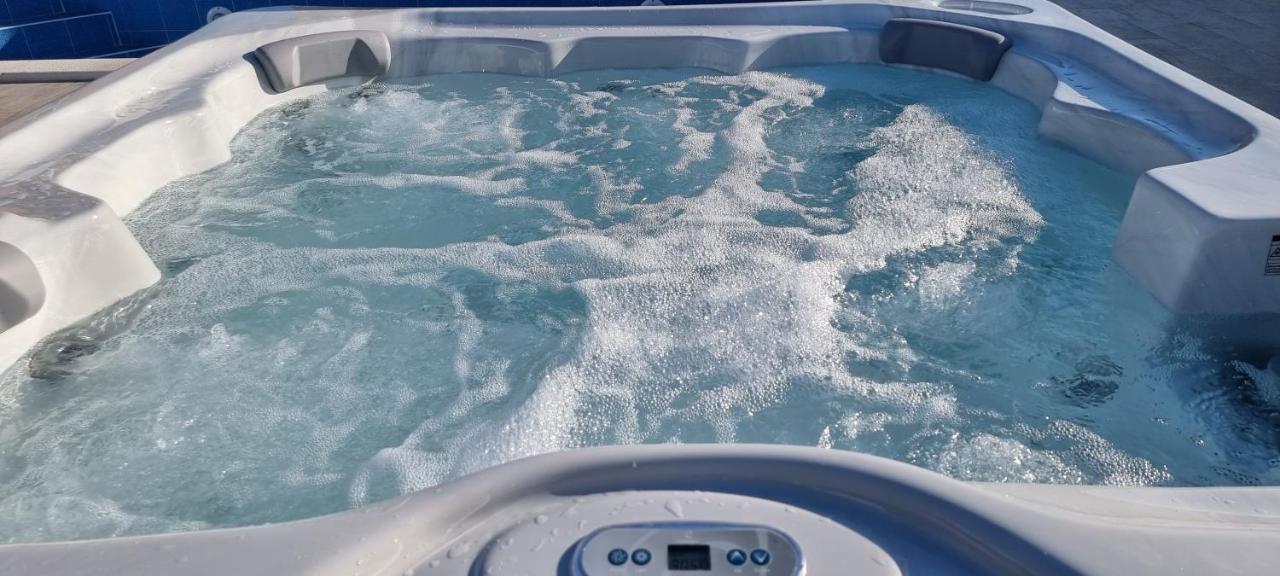 Villa Family And Friends Private Heated Pool With Jacuzzi Zadar Exterior foto