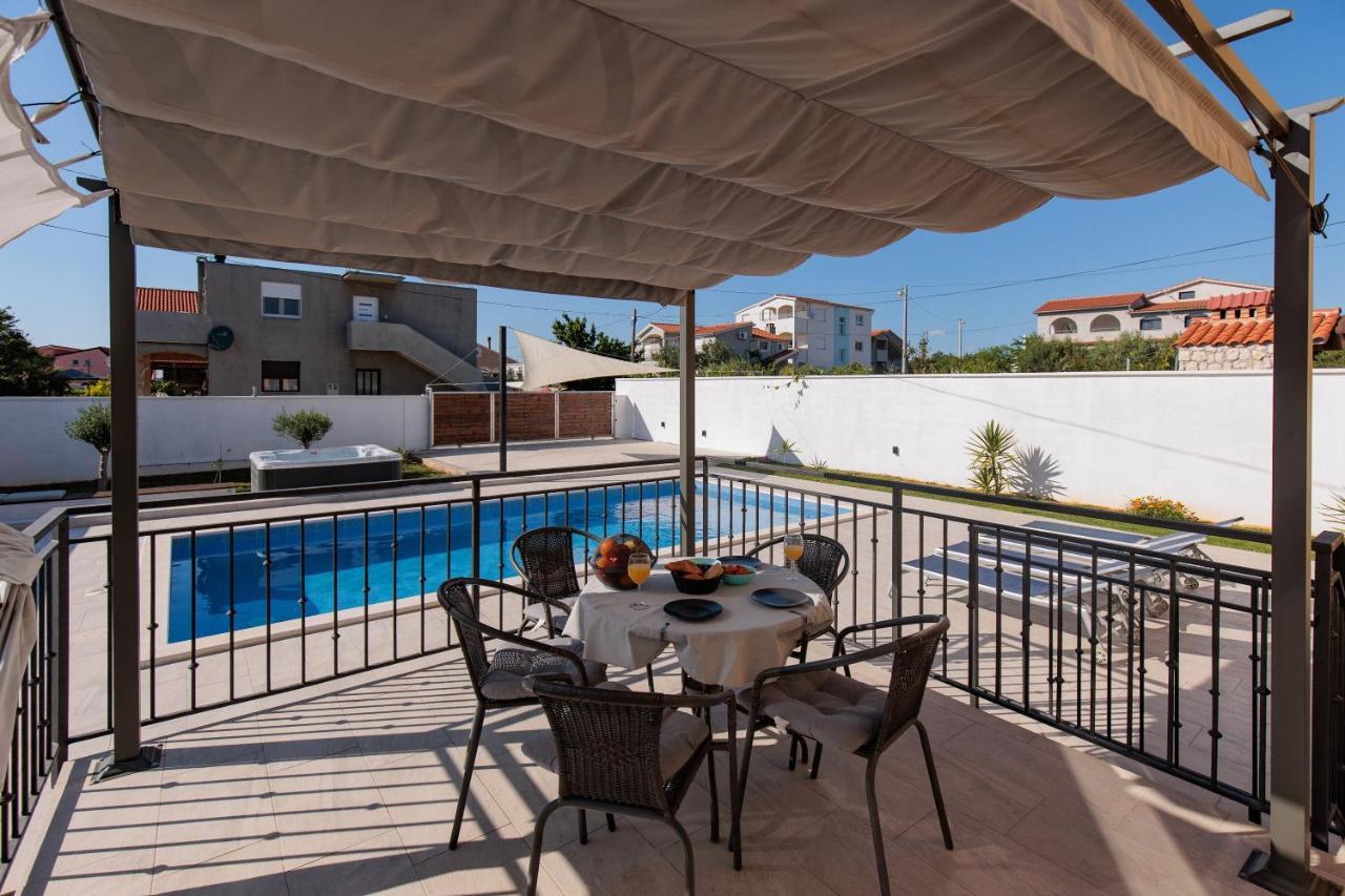 Villa Family And Friends Private Heated Pool With Jacuzzi Zadar Exterior foto